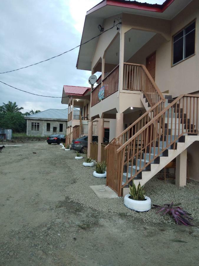 Art Homestay 仙本那 外观 照片