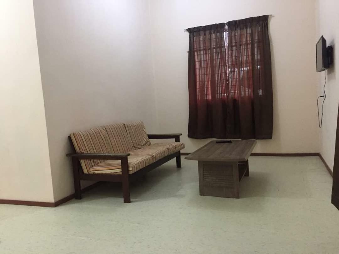 Art Homestay 仙本那 外观 照片